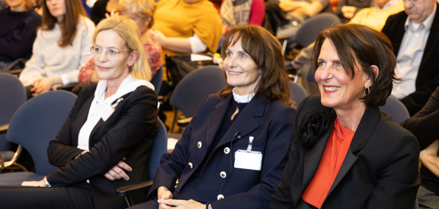 Dr. med. Anke Kleine-Tebbe | Chefärztin Brustzentrum Köpenick